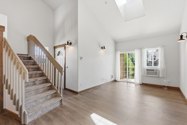 Photo - 848 N Chase Rd Unidad 205