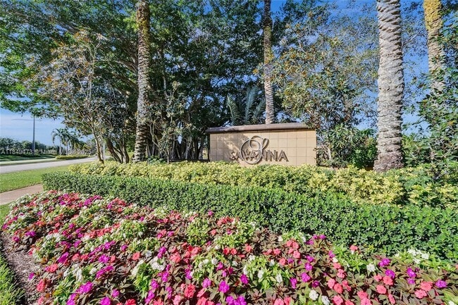 Building Photo - 1100 Chinaberry Dr Rental
