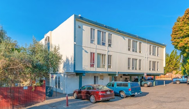 Photo - Pinewood Terrace