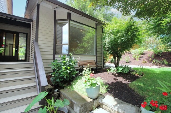 Photo - 12047 SE 115th Ave