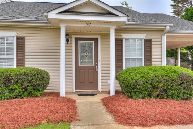 Photo - 147 Portofino Ln SW