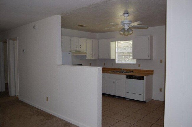 Photo - 3730 Maria Cir