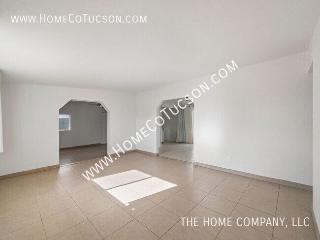 Photo - 310 2nd St