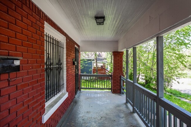 Photo - 3233 Park Ave Unit 1