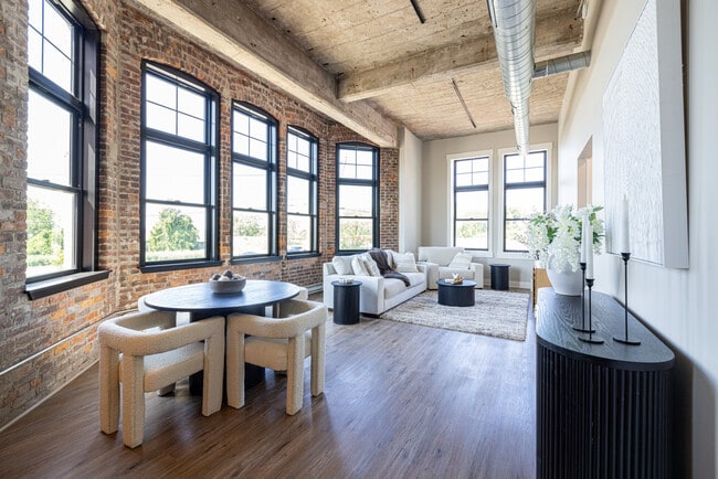 Building Photo - The Candle Factory Rental
