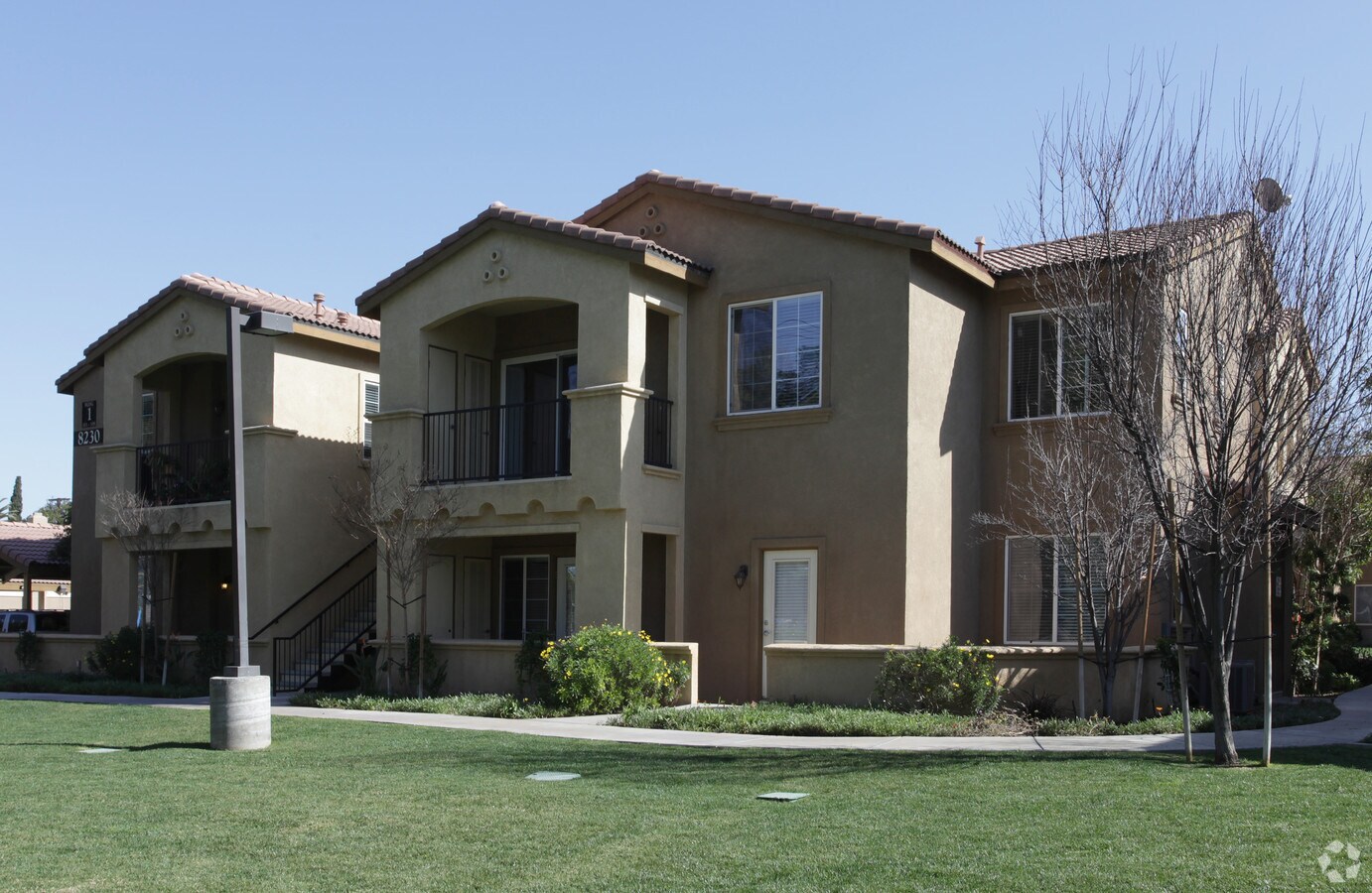College Park Apartments - College Park Apartments