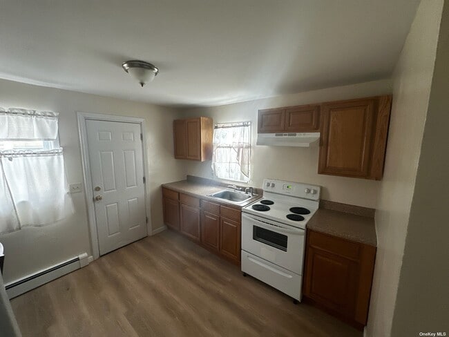 Photo - 40 Miller Ave