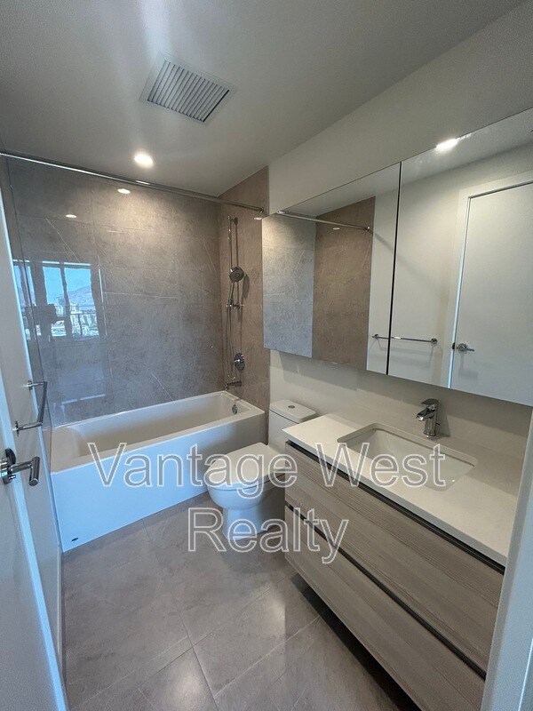 Photo - 1626 Water St