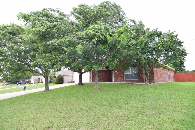 Photo - 336 Canoe Dr