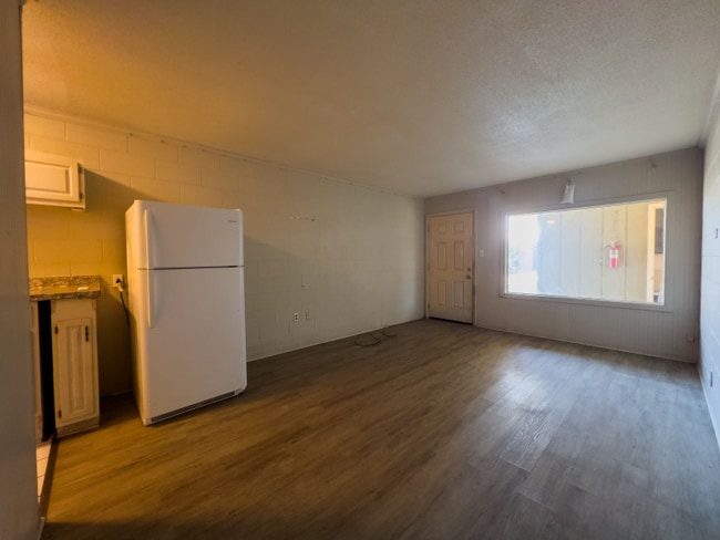 Photo - 403 6th Ave S Unit 107