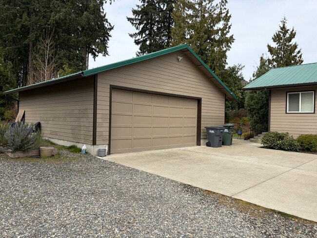 Photo - Fruitland Gem: 3BR/2BA with Finished Basement
