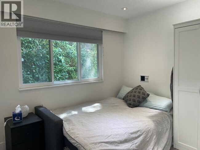 Photo - 6446 Marine Dr