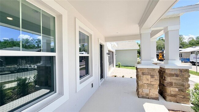Photo - 1558 Loxley Trl