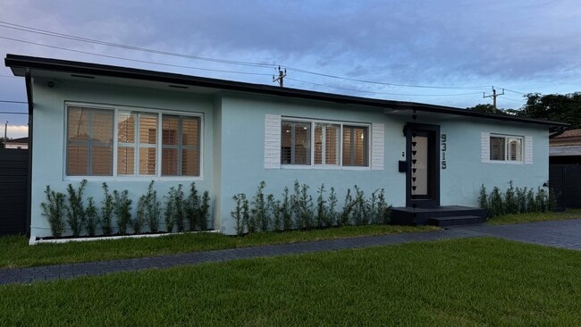 Photo - 8366 SW 37th St