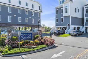 Photo - 225 Marina Pointe Dr Unit 225