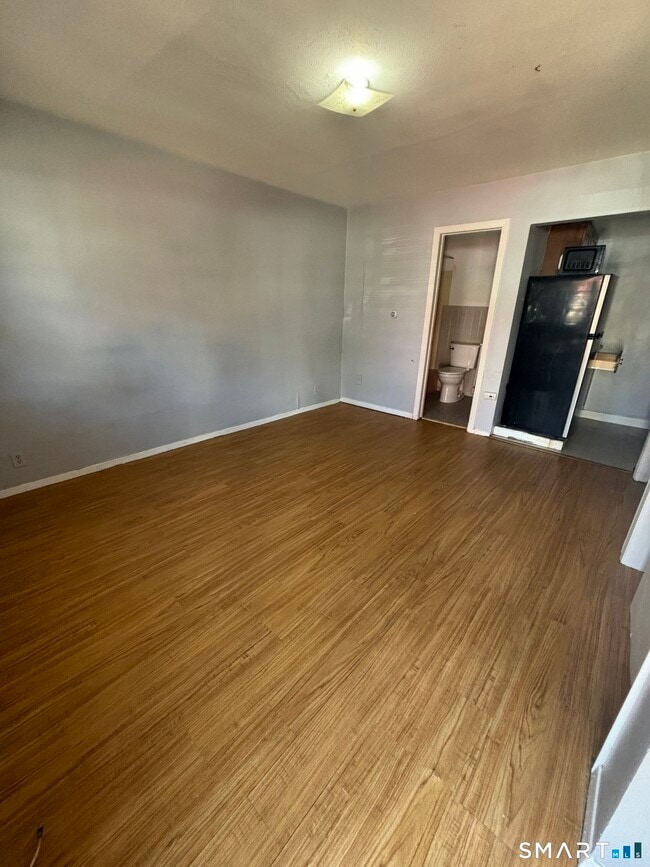 Photo - 89-91-91 Jetland Pl