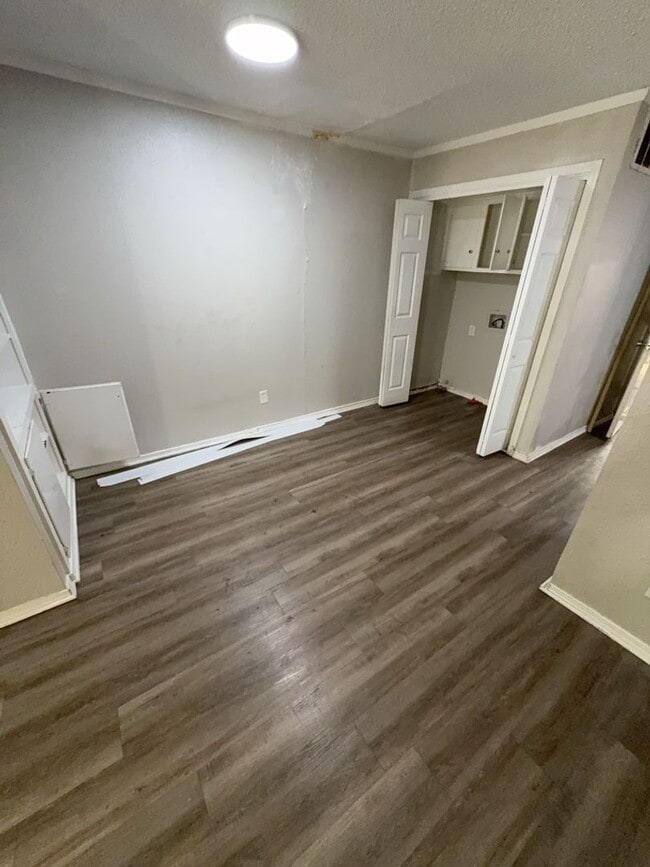 Photo - Spacious 3-bed/2-bath Townhome!