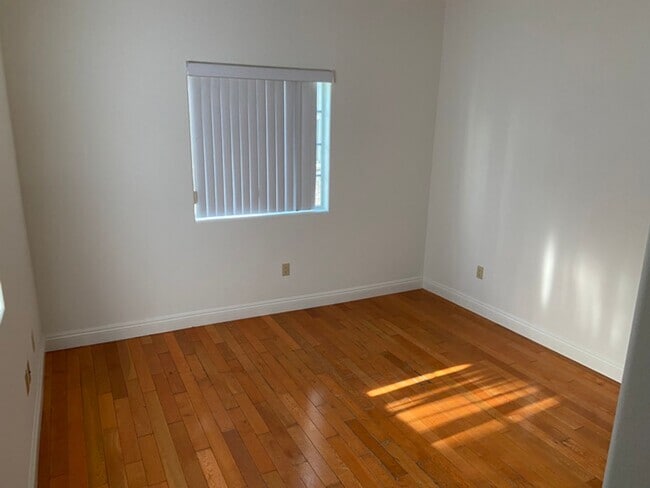 Photo - LARGE 2 BEDROOM AVAILABLE