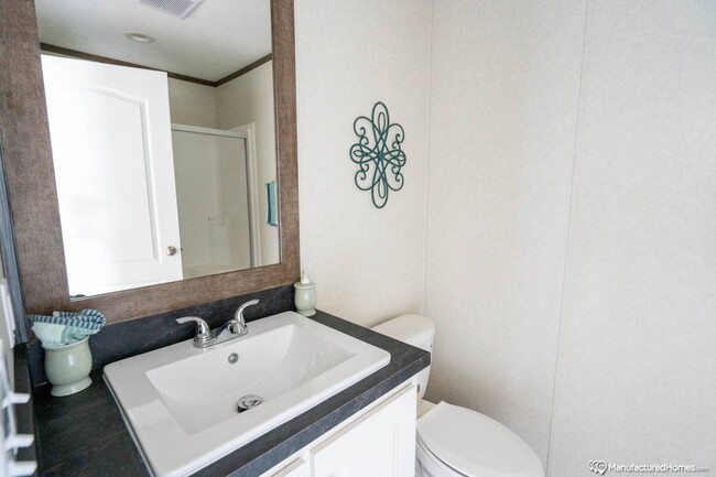 Photo - 275 S Lincoln St