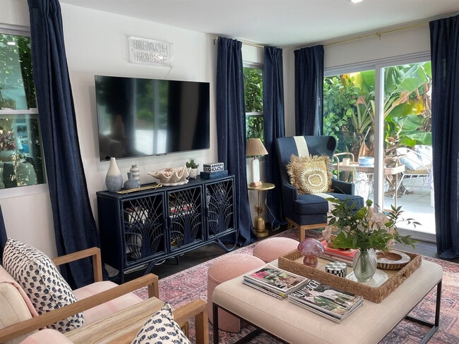 Photo - 610 38th St Unit ID1324902P