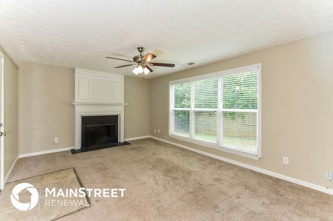 Photo - 3909 Wintersweet Dr