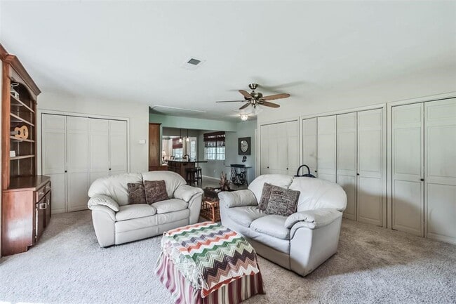 Building Photo - 6911 Sprigg St