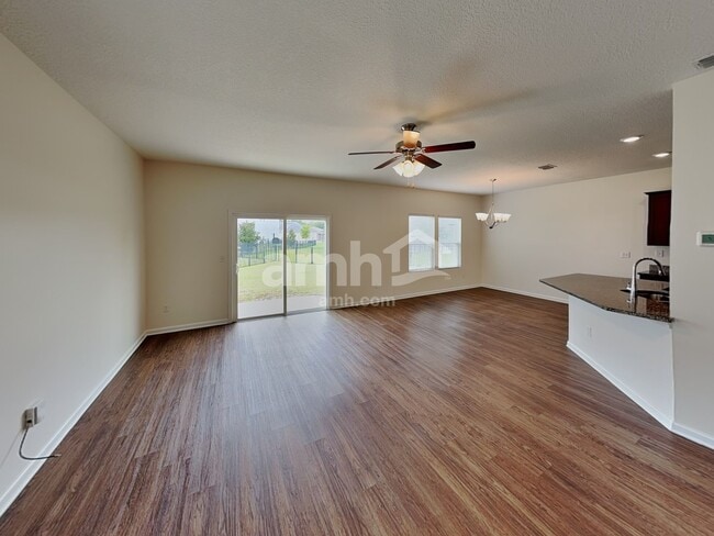 Photo - 189 E Jayce Way