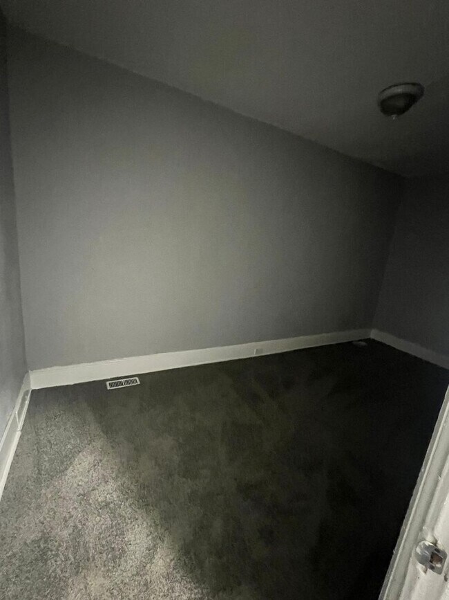 Photo - Four Bedroom One Bathroom House Unit Recently Re...