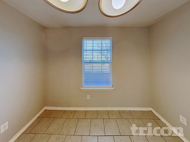 Photo - 7135 Aphrodite Mist