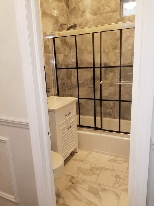 Photo - 159 W 10th St