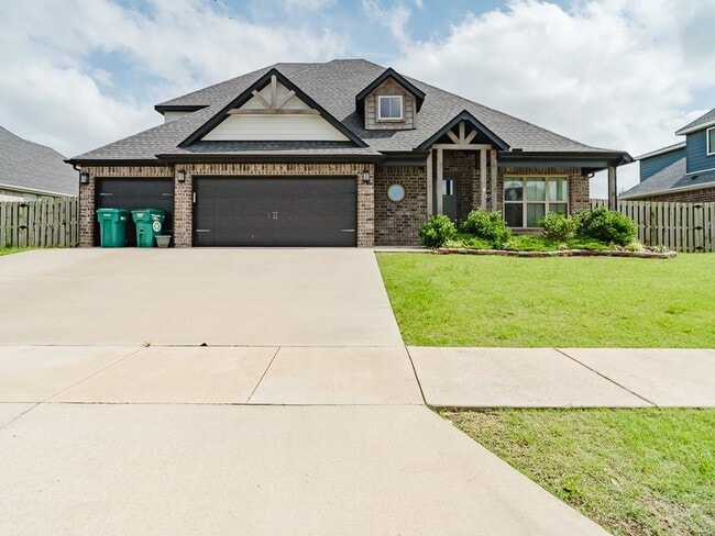 Building Photo - 1421 Blue Moon Rd