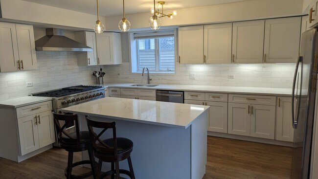 Kitchen - 1823-2 N Clybourn Ave Unidad Clybourn Duplex Up Rental