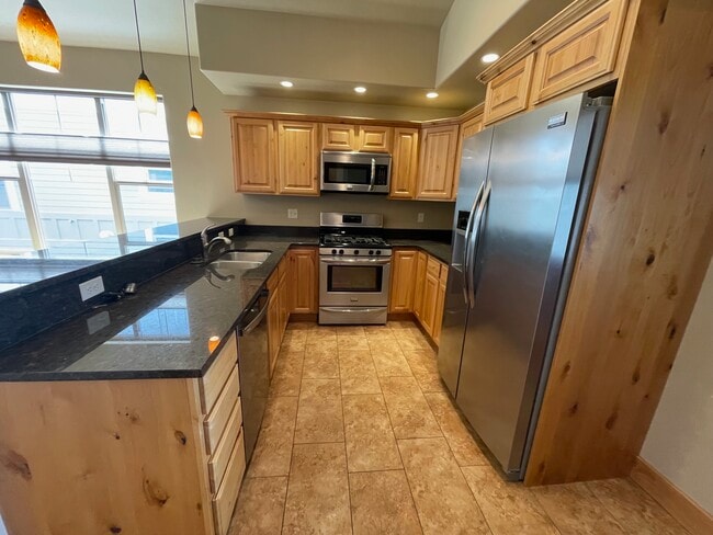 Photo - 825 Advance Dr