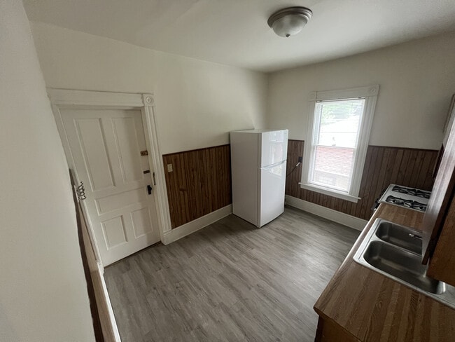 Photo - 917 King St Unit 917