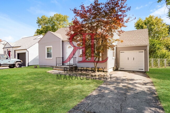 Photo - 1858 Kenny Rd