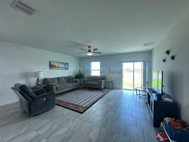 Photo - 373 Pineywoods St