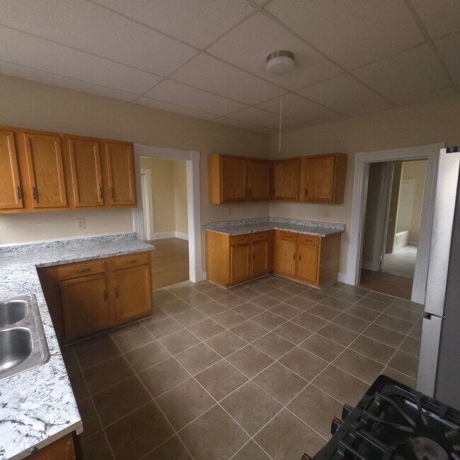 Photo - 121 Northampton Ave