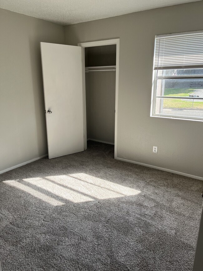 706 Bracewood Cir Unit D