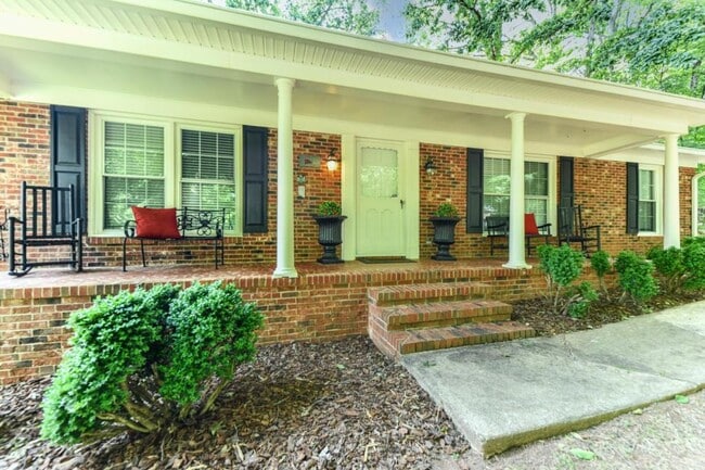 Photo - 4801 Sweetbriar Rd