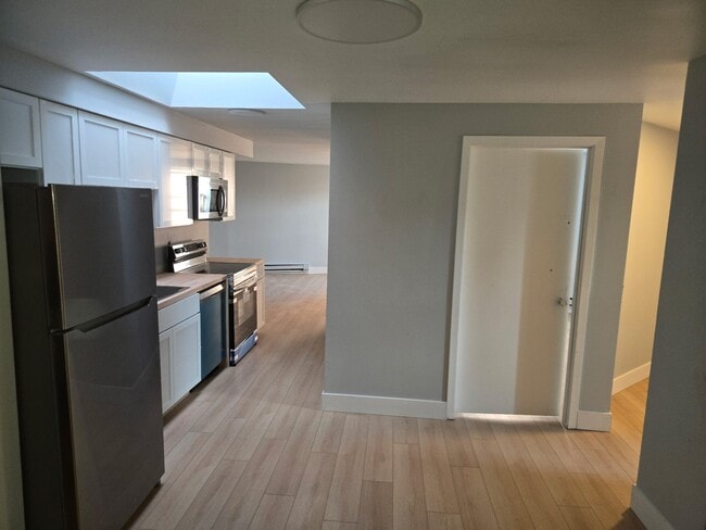 407 N Broom St Unit 2