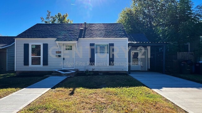 Building Photo - Charming 2/1 in Fort Worth For Rent!