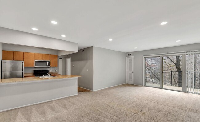 Photo - Linwood Towers