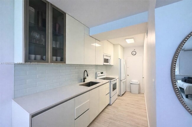 Photo - 100 Lincoln Rd Unit 430