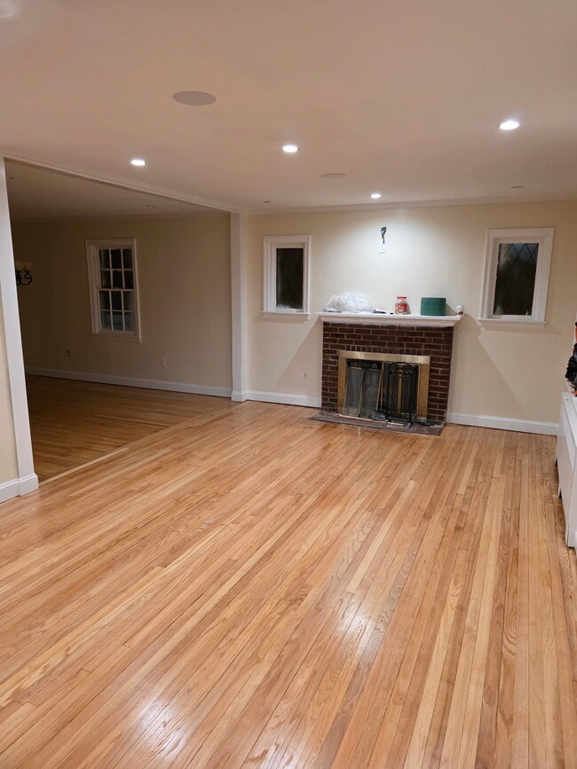 Building Photo - 109 Beverly Rd