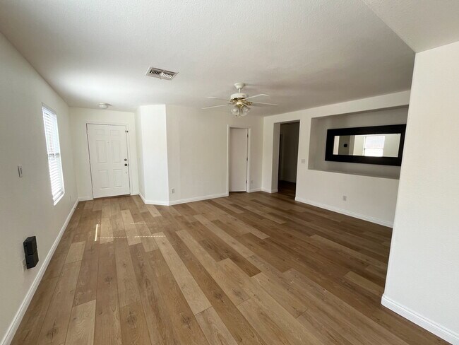 Photo - 11242 E Quarry Ave