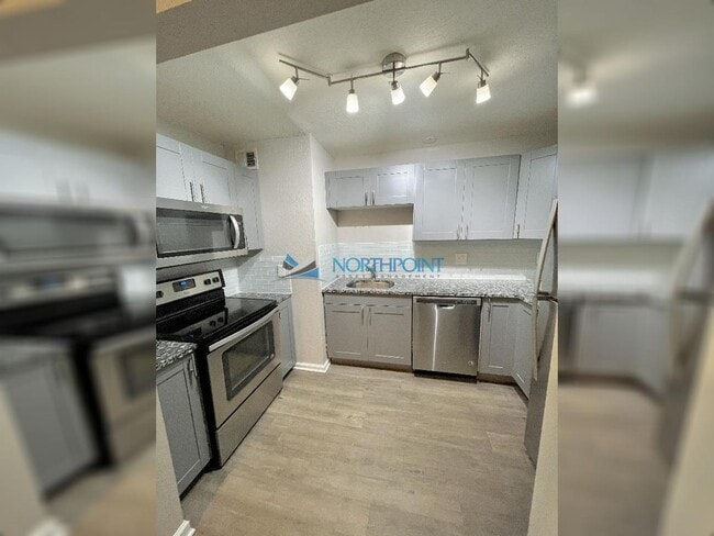 3710 Wyandotte St Unit 8