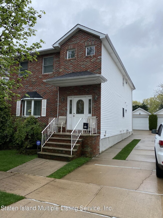 Photo - 14 Cornelia St Unit 1