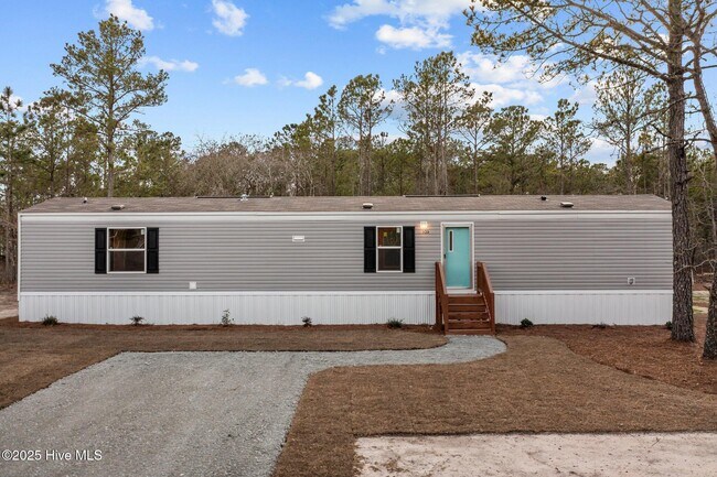 Photo - 109 Trott Ln House