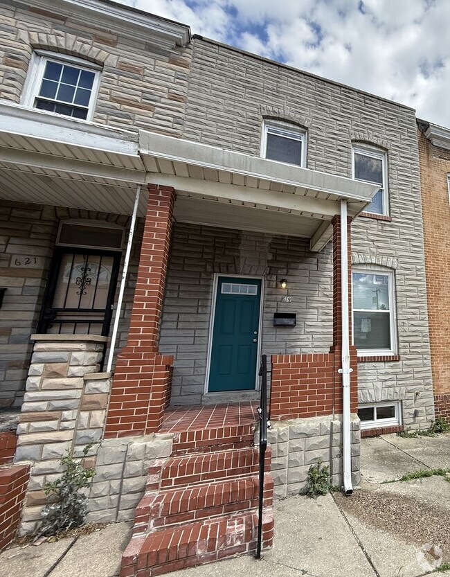 Building Photo - Renovated 2BR Home with Finished Basement ...