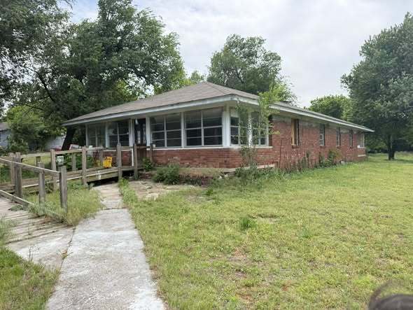 Photo - 1415 Lloyd Dr